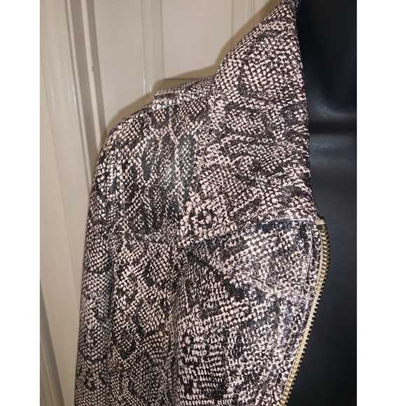 Joie snakeskin Abraham leather jacket- gravel -NWT‼️ BLACK FRIDAY SALE‼️ - Picture 7 of 16